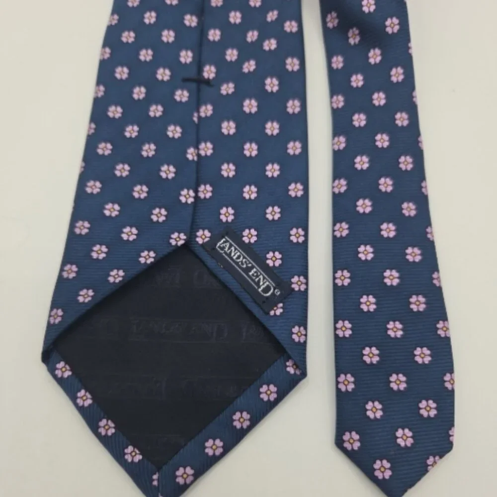 Lands’ End 100% Silk Tie Blue Pink Floral Made in Italy - Picture 2 of 4